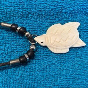 Turtle necklace with beads and clasp